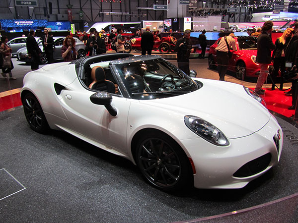 Coupé Salon automobile Genève 2015